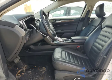 2018 Ford Fusion Se Hybrid z USA, uszkodzony, nr VIN 3FA6P0LU0JR129853